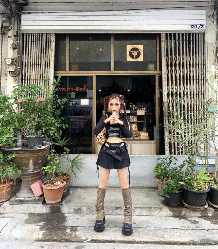 Women's Punk Gothic Style Low Waist Solid Pattern Denim Mini Skirt