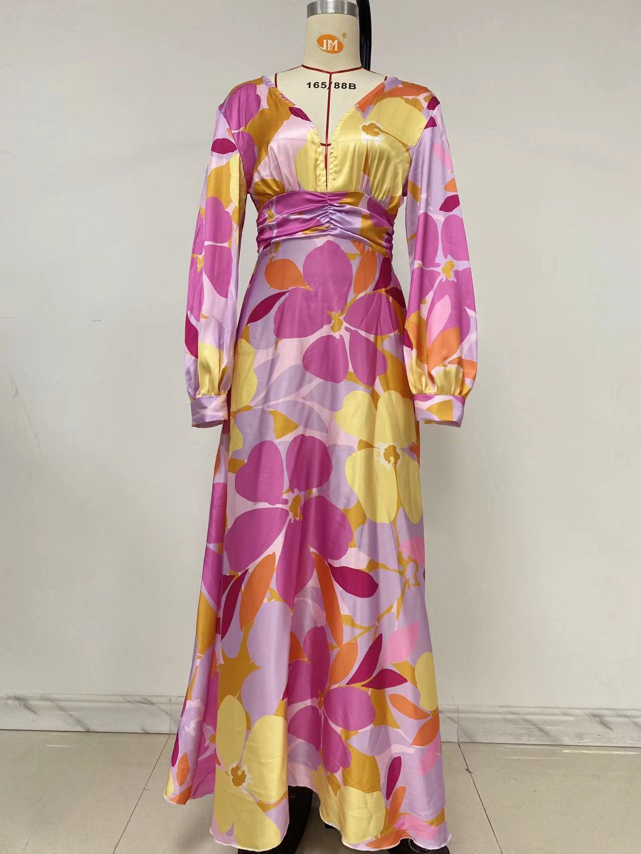 Temperament V-Neck Ladies Swing Waist Dress