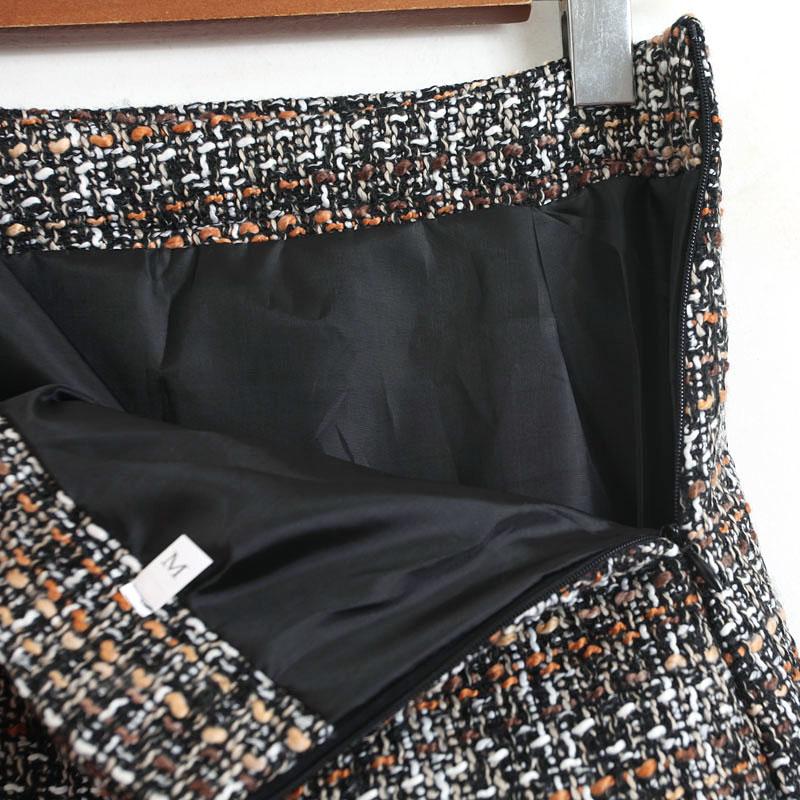 Winter Autumn Woollen Plaid Straight Mini Skirt in Vintage Style for Women